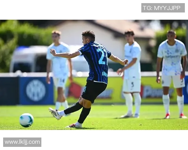 博尼：巴斯托尼让我来国米；曾经踢中场对我组织能力有协助